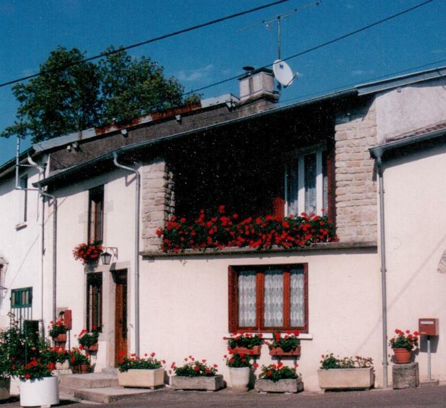 Maison De Vacances Blondefontaine Extérieur photo